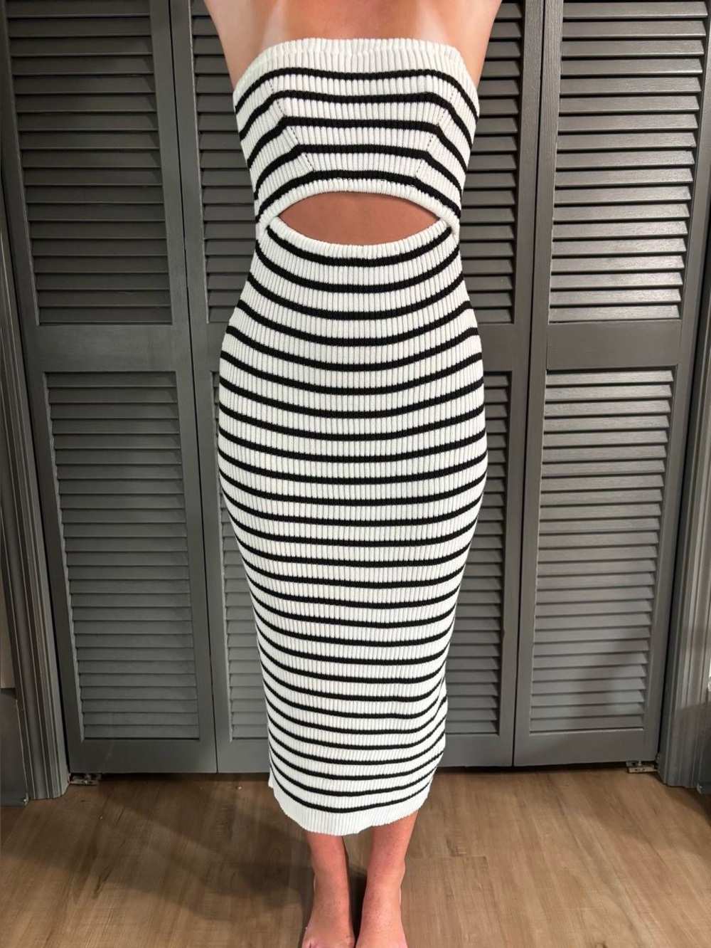 Bodycon Dress - Picture 2 of 4